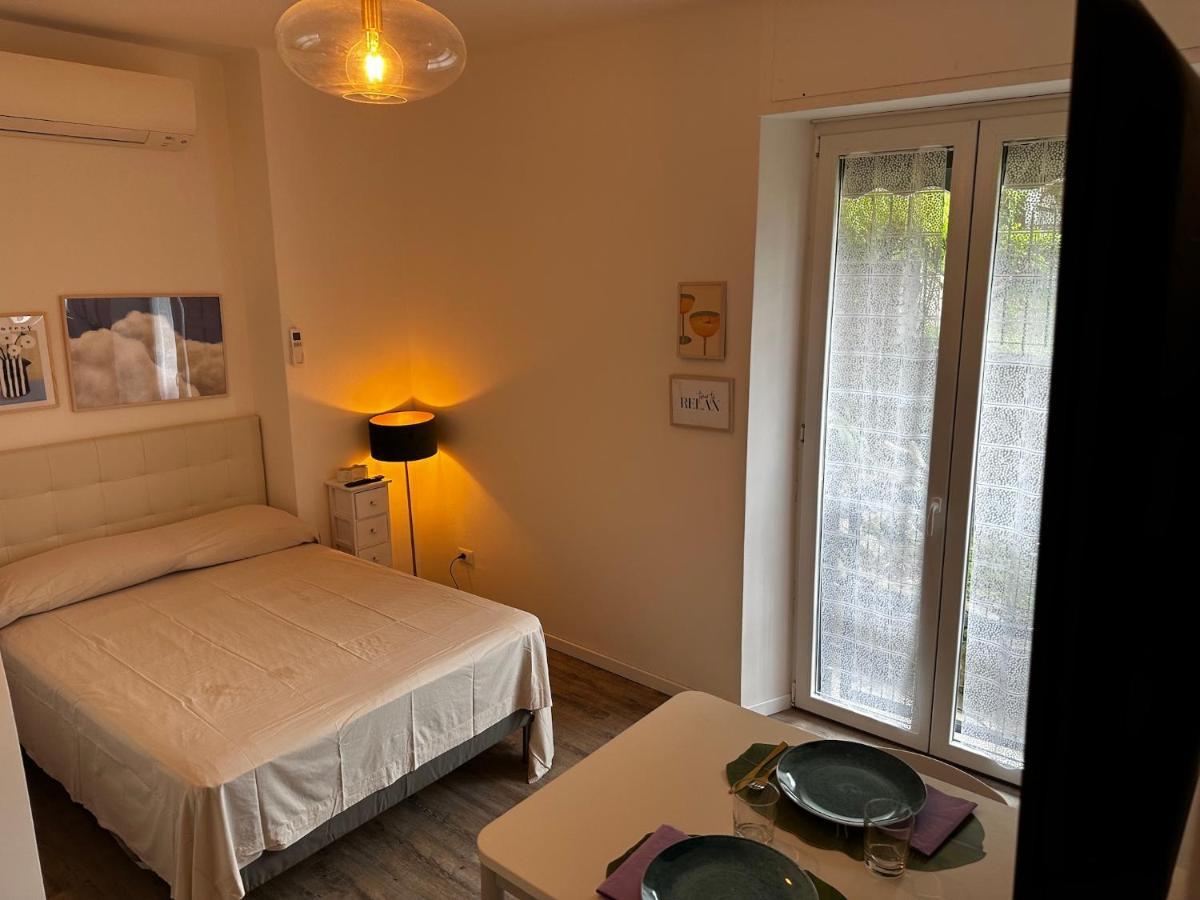 Ferienwohnung Studio Near The Sea Rapallo Exterior foto