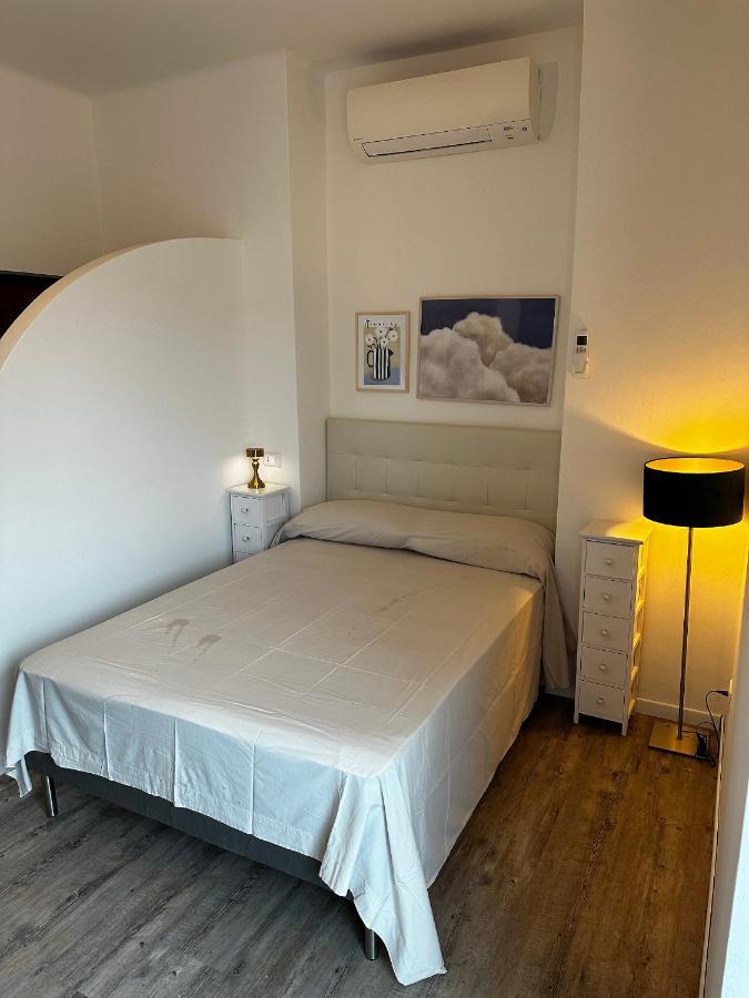 Ferienwohnung Studio Near The Sea Rapallo Exterior foto