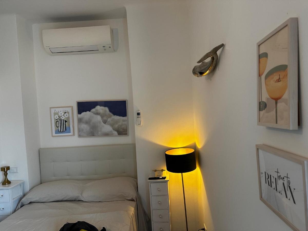 Ferienwohnung Studio Near The Sea Rapallo Exterior foto